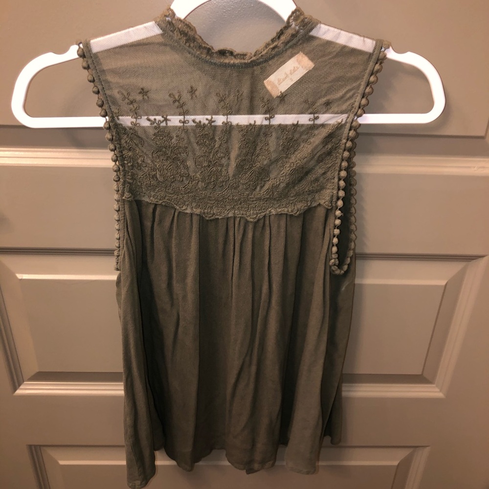 Army green Altar’d State top